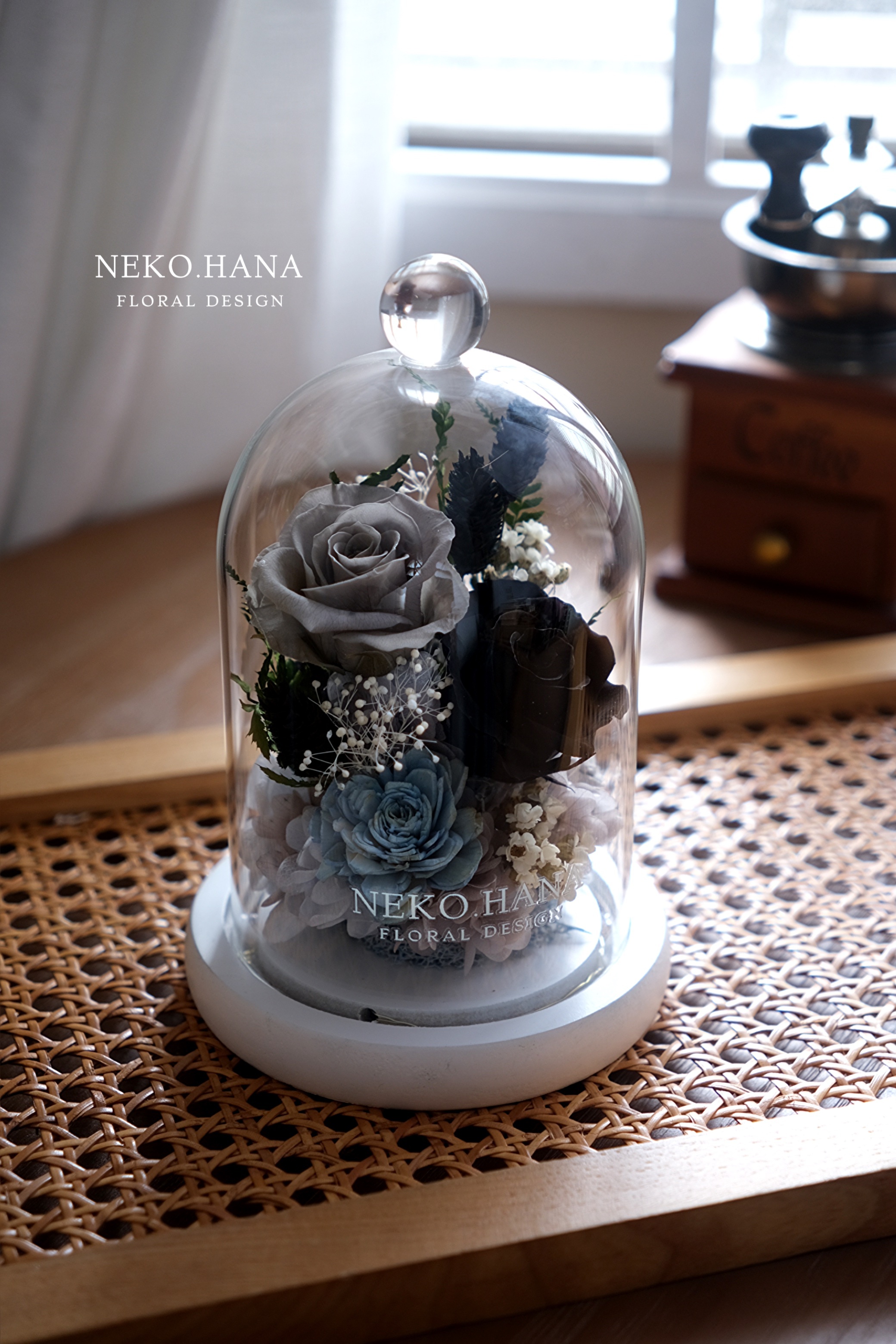 黑玫瑰永生花夜燈