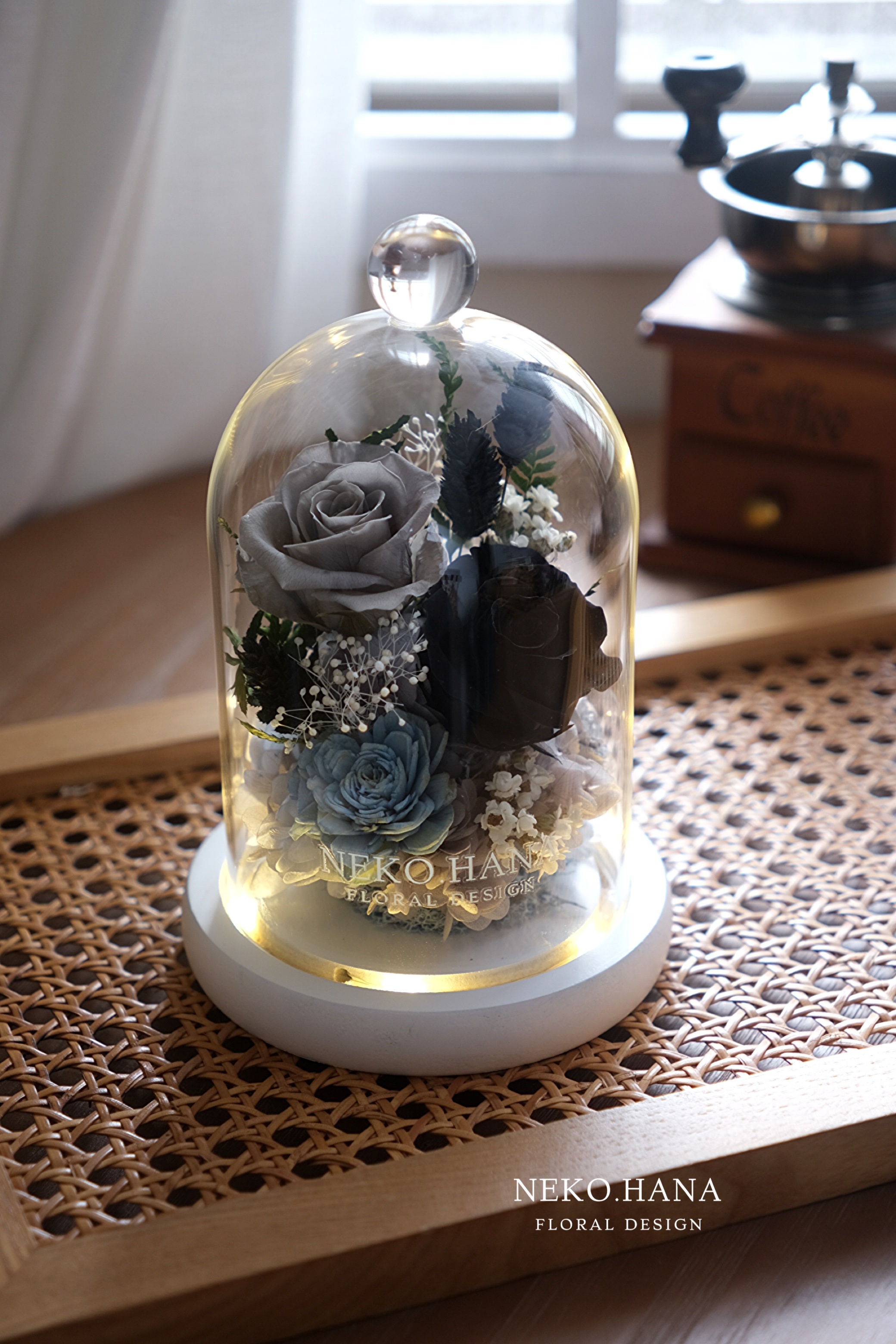 黑玫瑰永生花夜燈