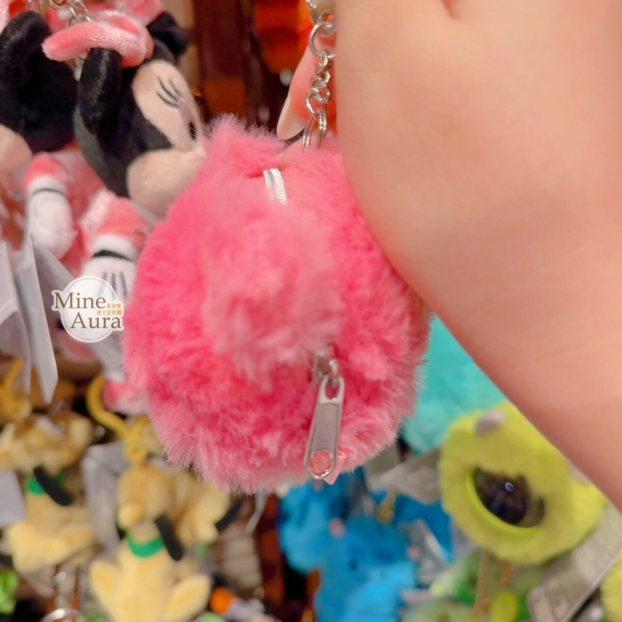 熊抱哥 Lotso 絨毛毛球 耳朵造型 零錢包 鑰匙圈 吊飾 玩具總動員 Toy Story -香港迪士尼樂園