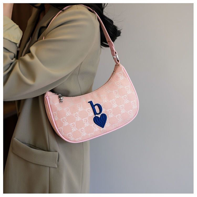 輕熟女小熊b字愛心肩揹包-四色現貨
