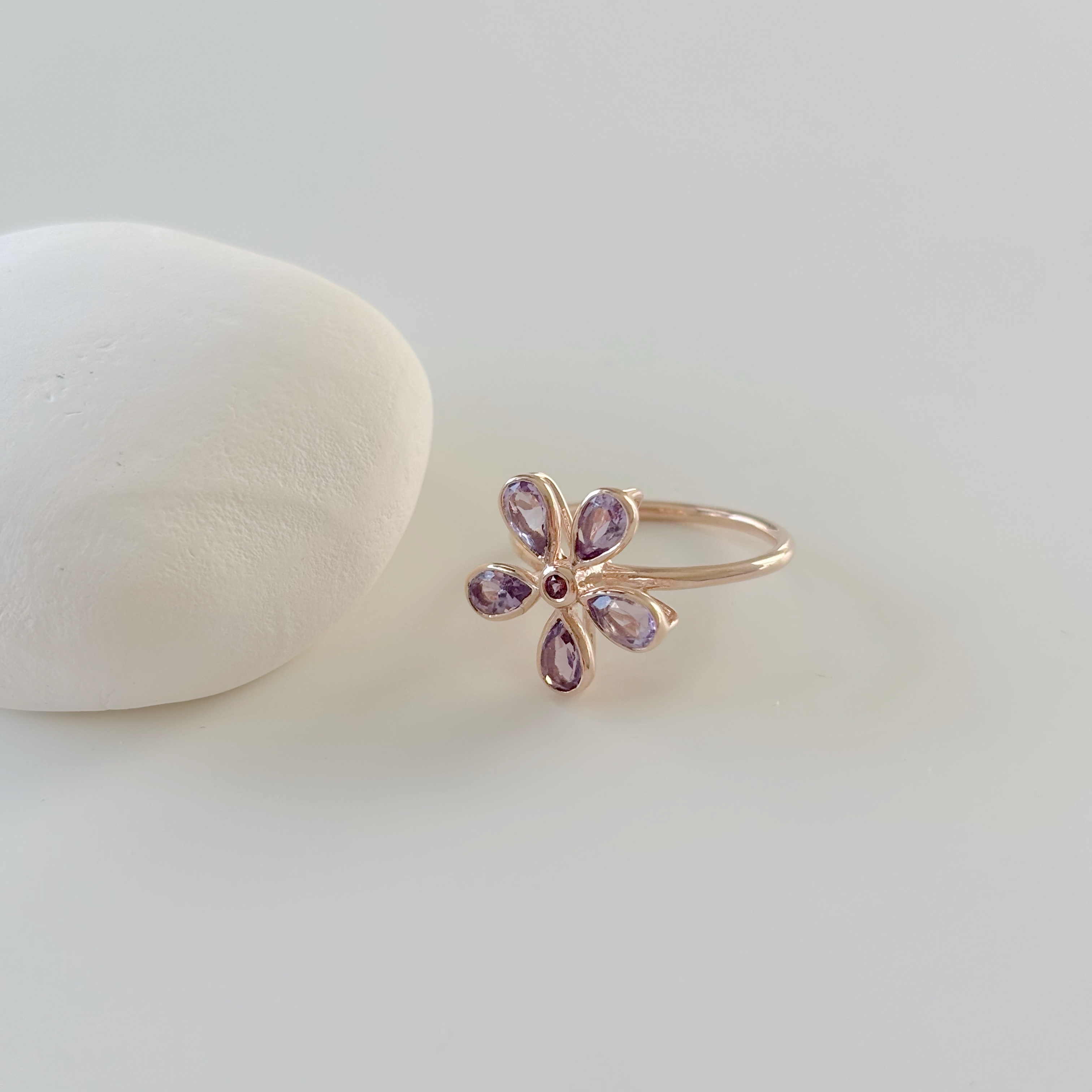 簡約花花紫水晶玫瑰石榴石戒指