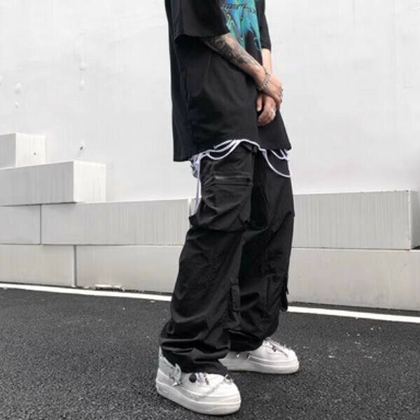 爆款寬鬆墜感直筒抽繩束腳工裝褲【黑色左上角兩個小口袋改為大口袋了M-XL碼，下單後與客服確認發貨尺碼】