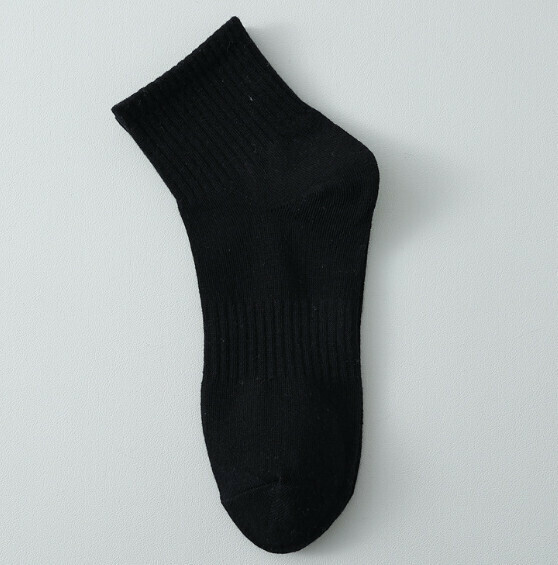 Popular spring and autumn solid color men's sports socks cotton socks [mid-calf black] [one size fits all]