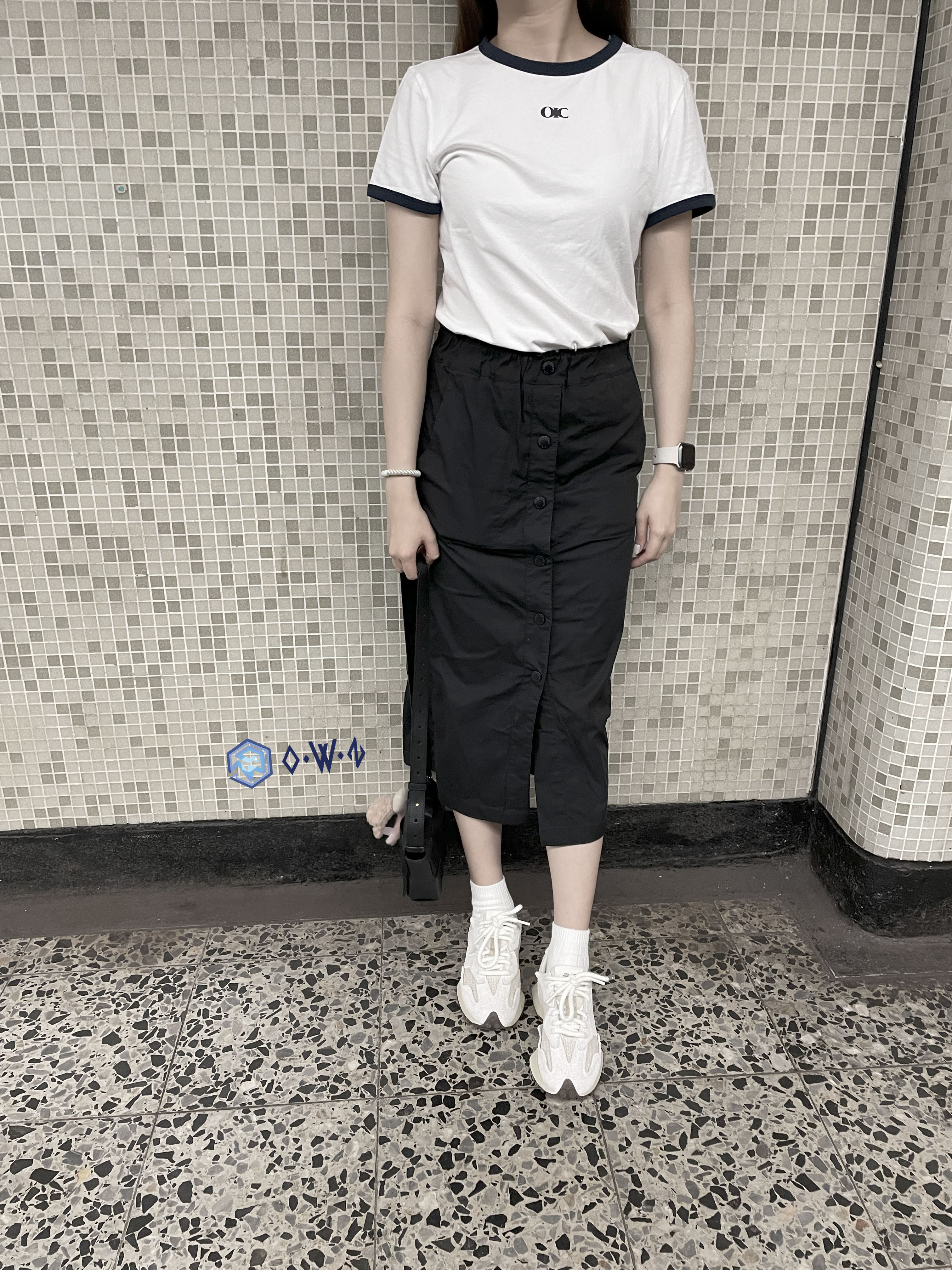 【OWN】OIC OIOICollection 滾邊 短版 短袖上衣 夏天 新品 女款 深藍 白色