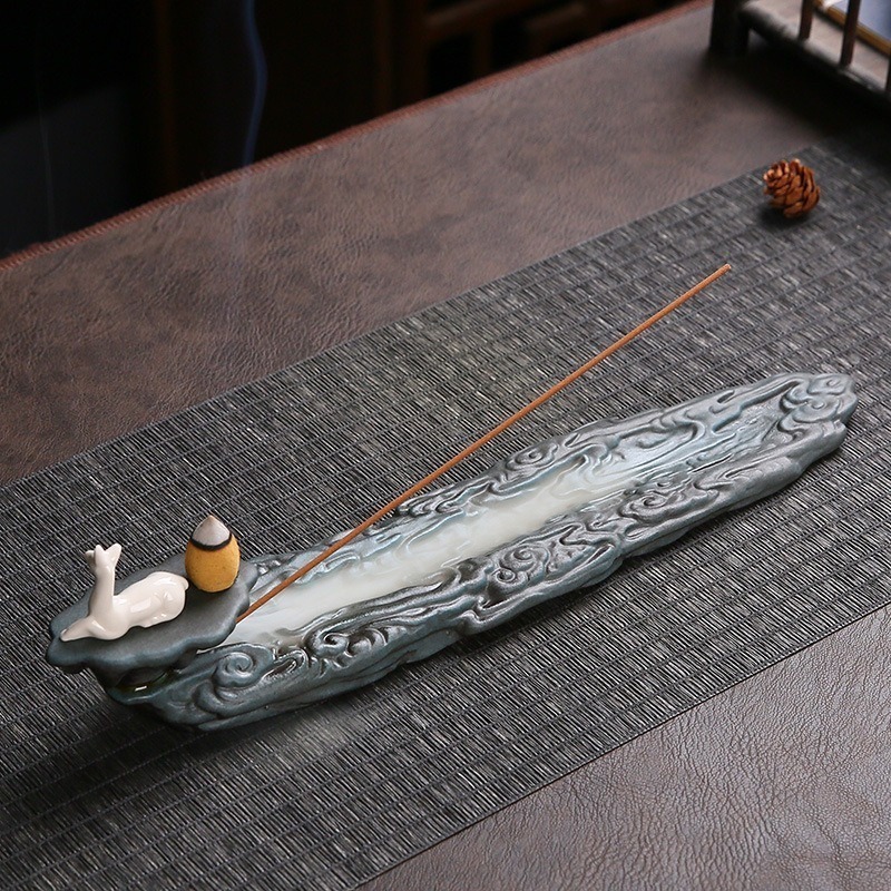 一鹿相伴線香座