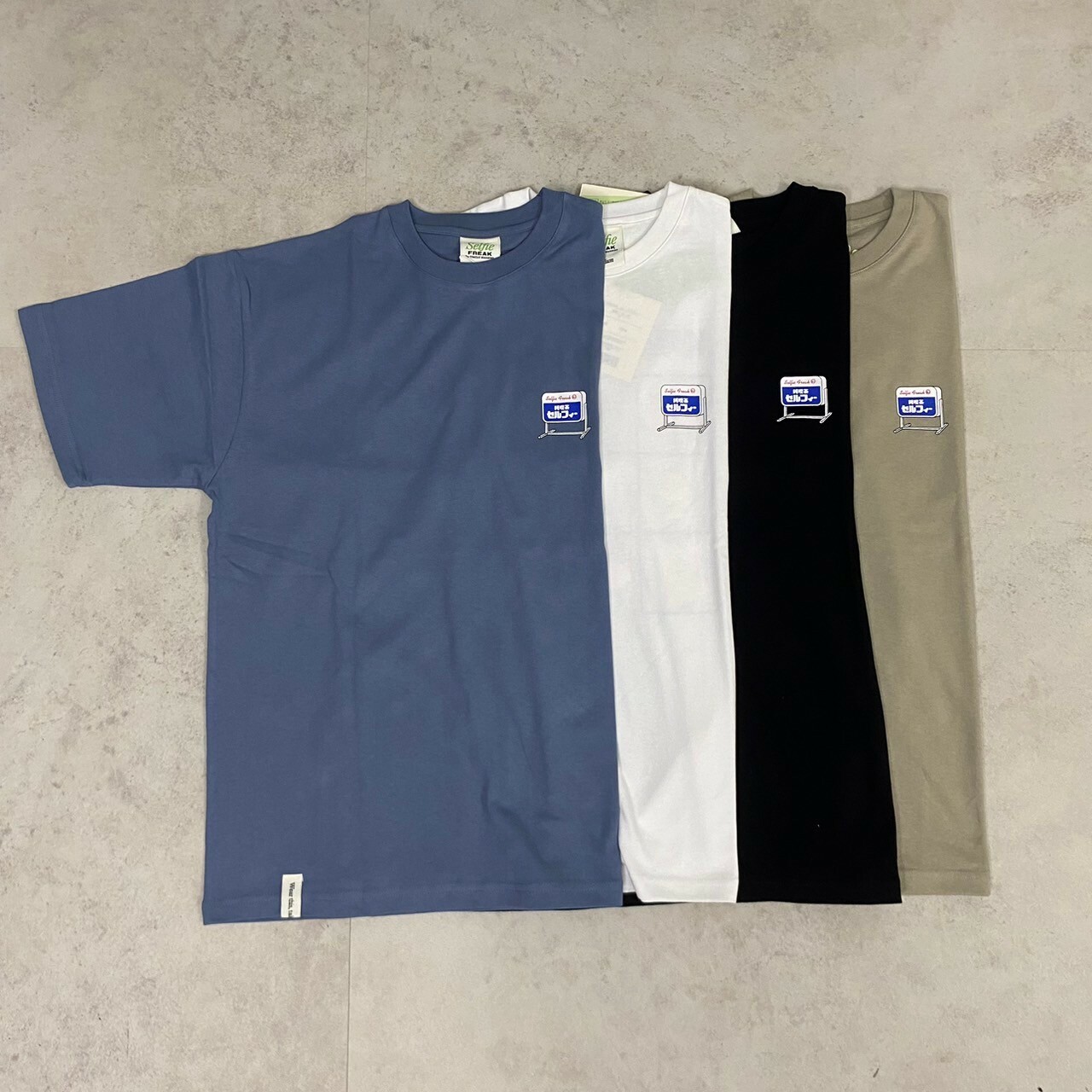 Selfie Freak 咖啡廳飲食九宮格短Tee I-24551321