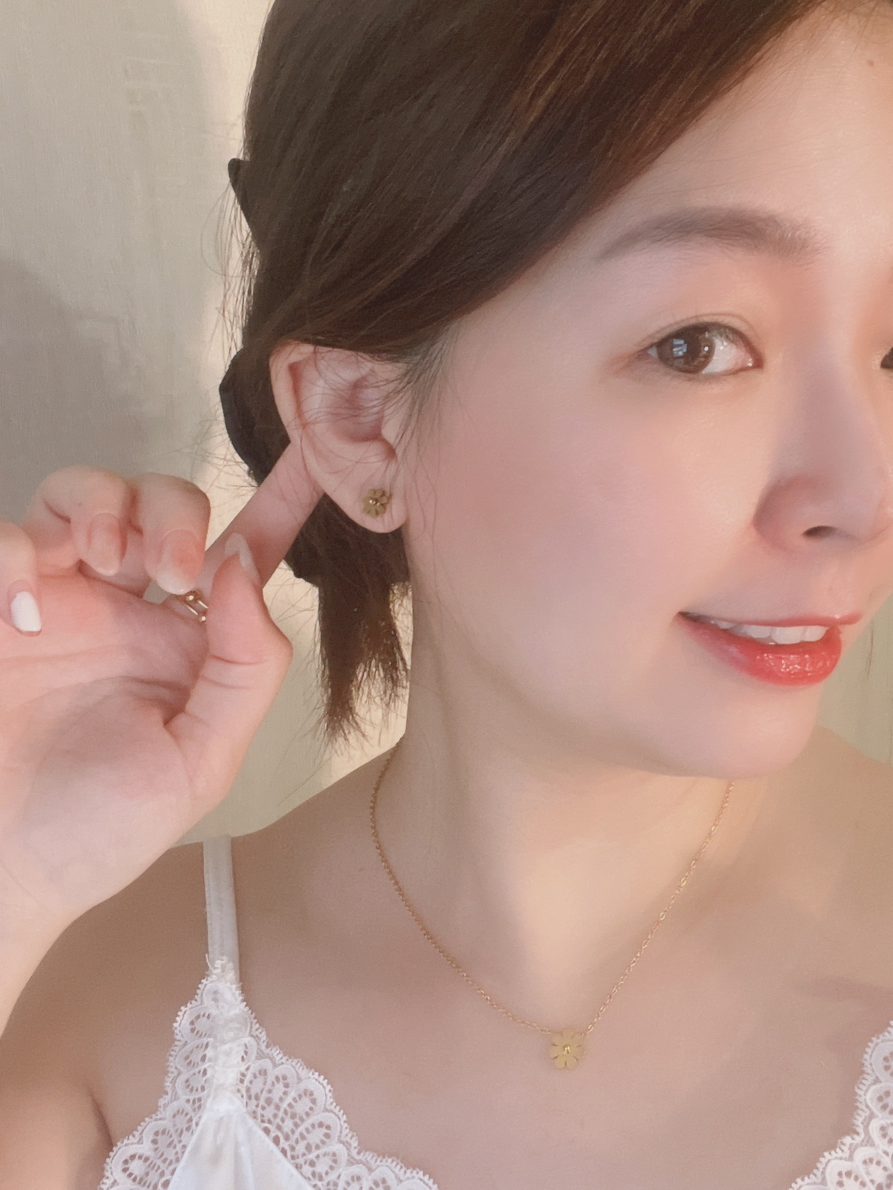 小雛菊Belides金色不褪色鈦鋼耳環