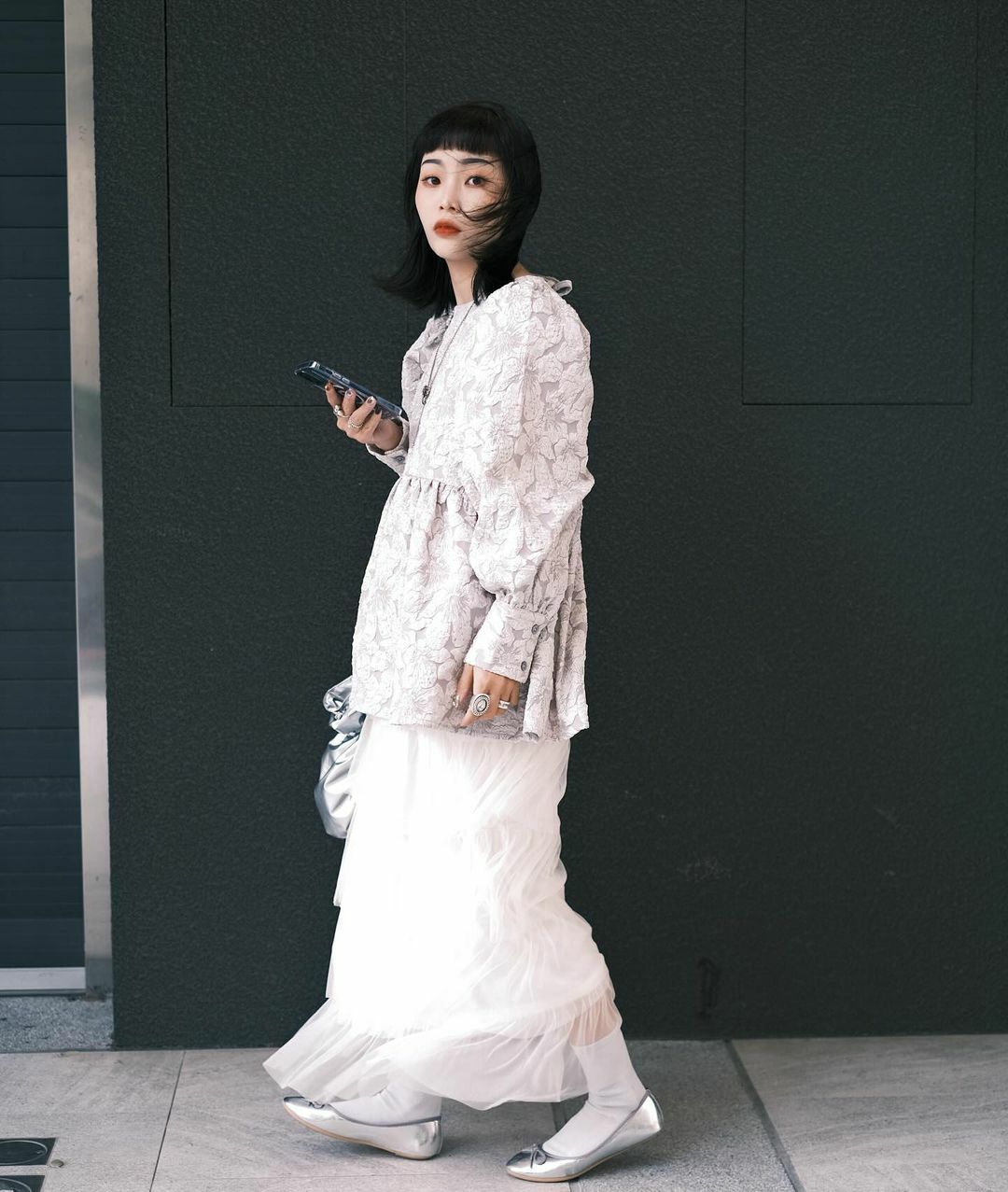 IG Irene 分享的這款是【可愛芭雷舞者 圓頭娃娃鞋】，圓頭和蝴蝶結設計優雅可愛，簡約鞋款一年四季都可穿搭喔