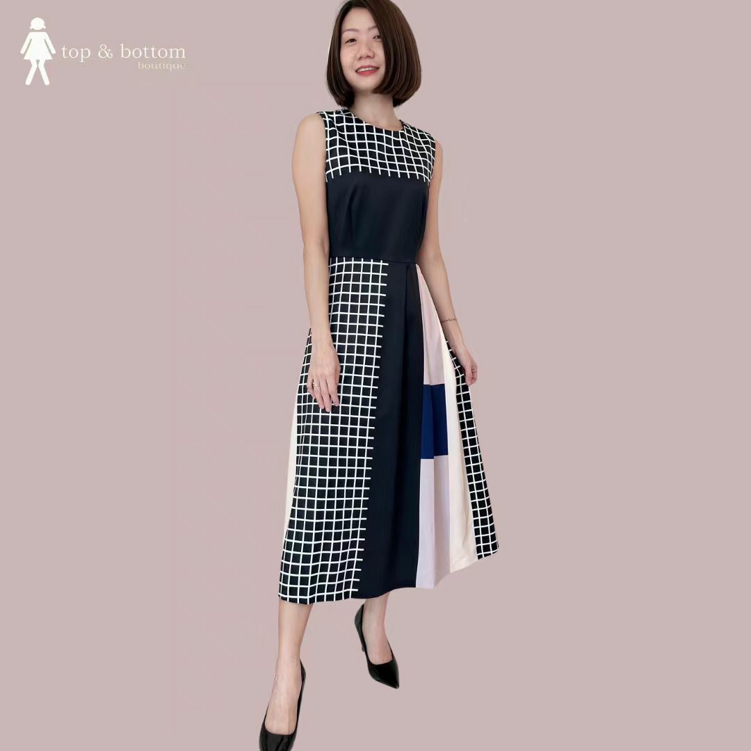 PLAID PLEATED MIDI DRESS