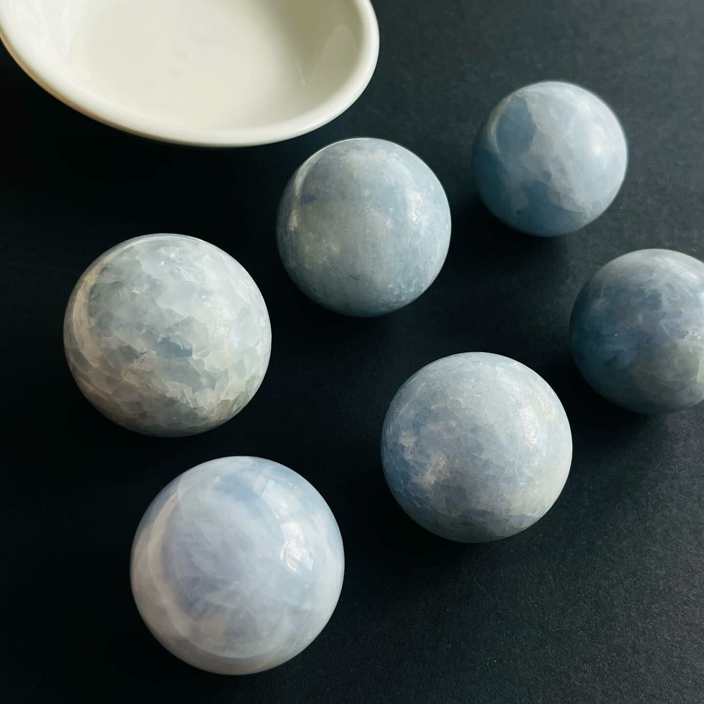 [原石] 天青石 水晶球