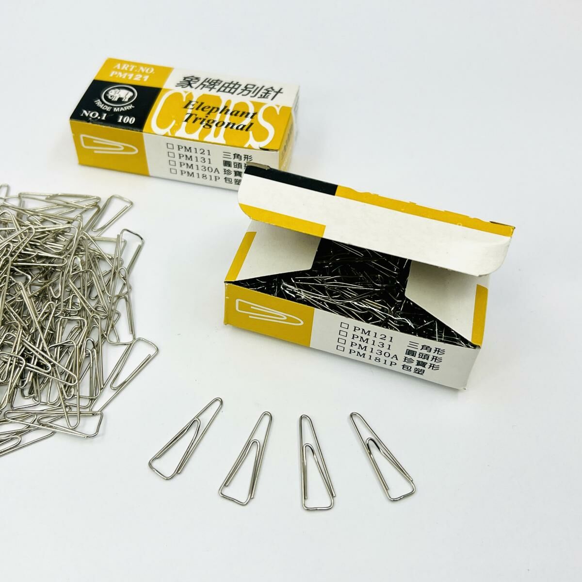 象牌® 三角銀色萬字夾, 30mm (100個裝) X 2盒 (曲別針)