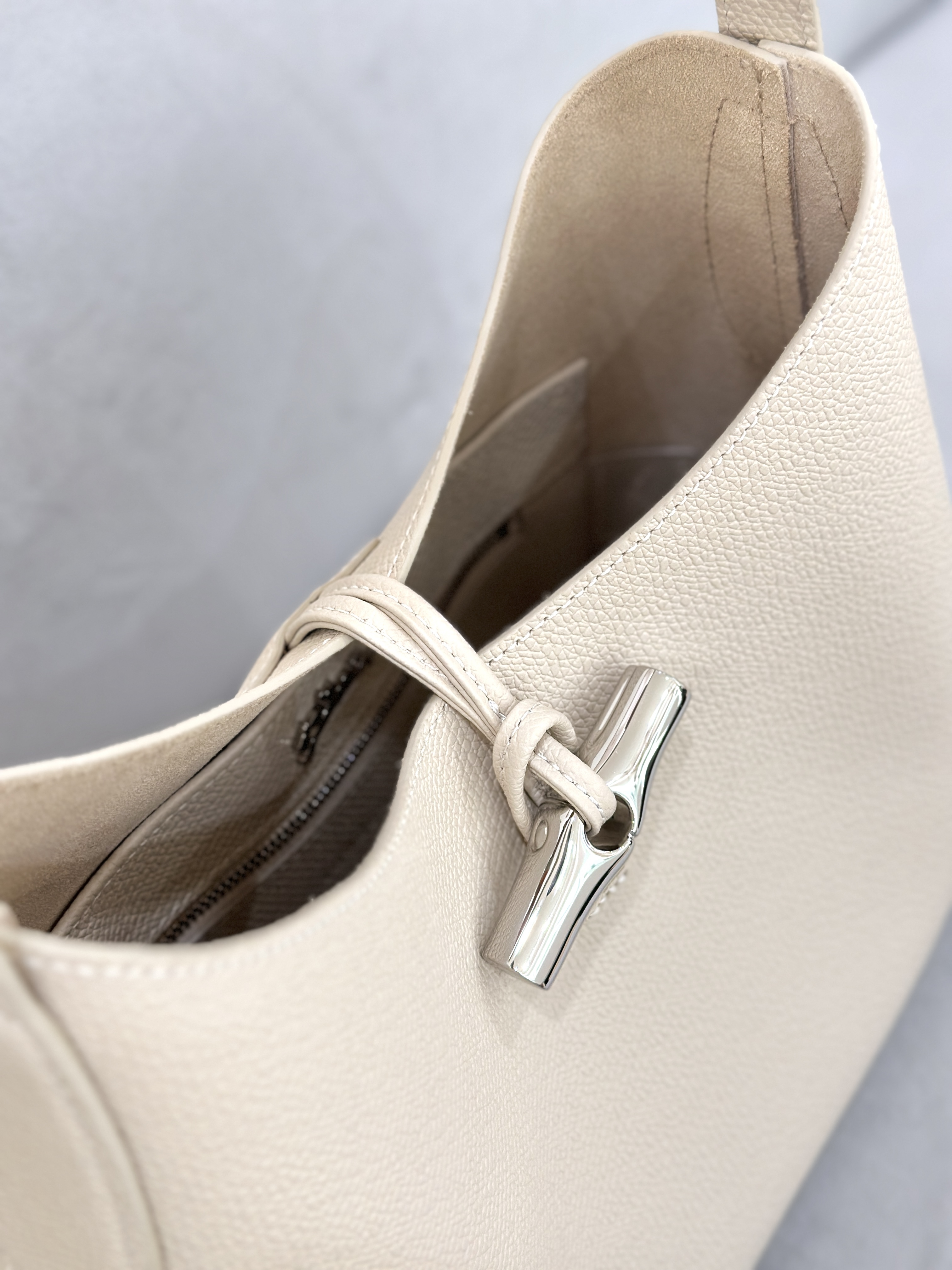 LONGCHAMP Le Roseau M Hobo Bag