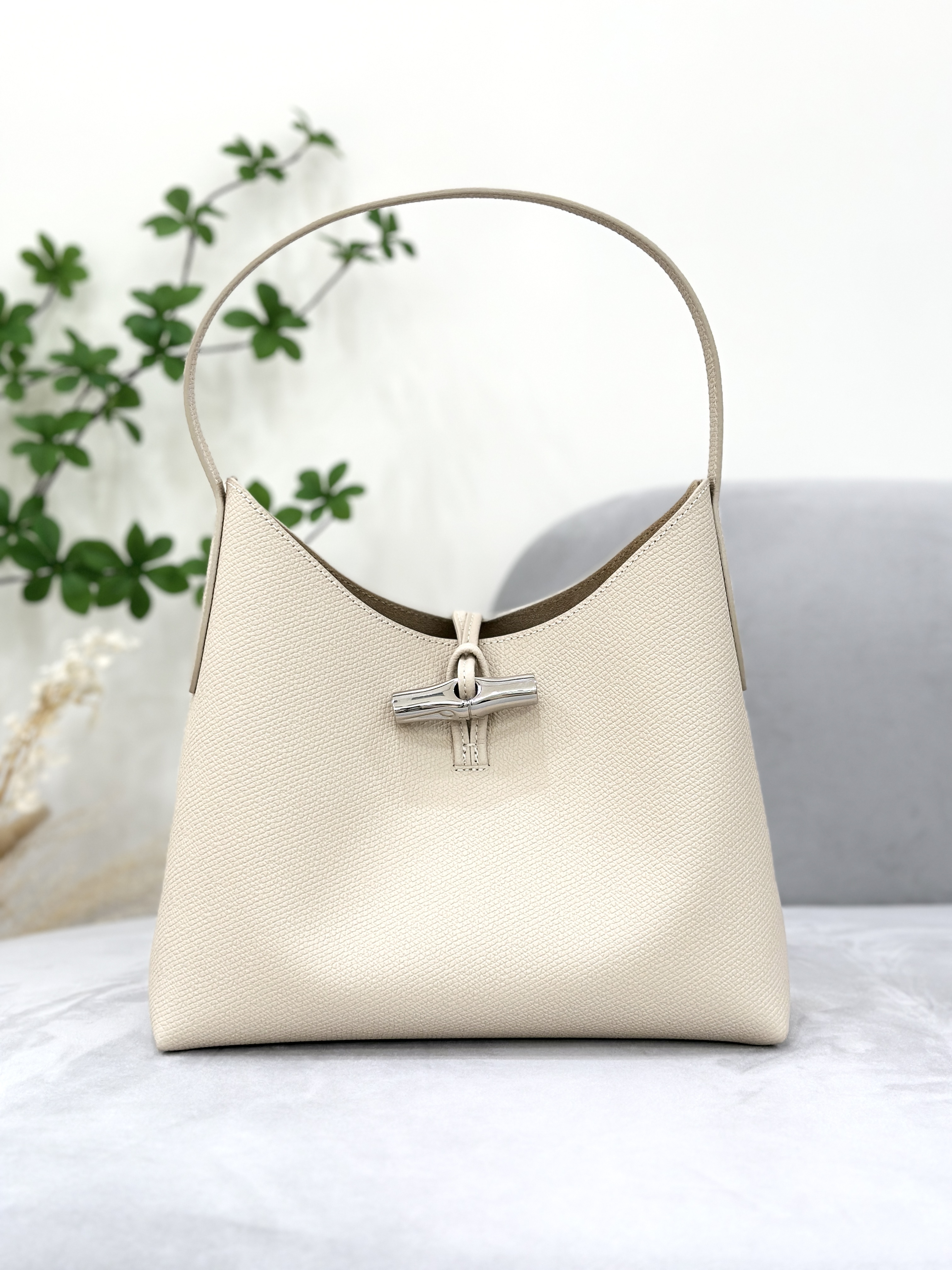 LONGCHAMP Le Roseau M Hobo Bag