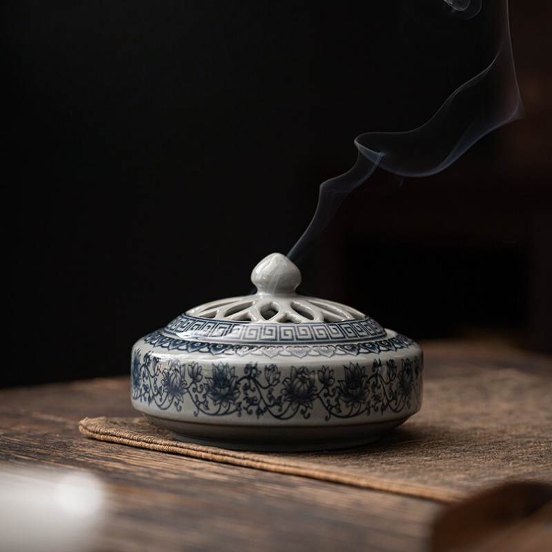 仿古青花盤香爐