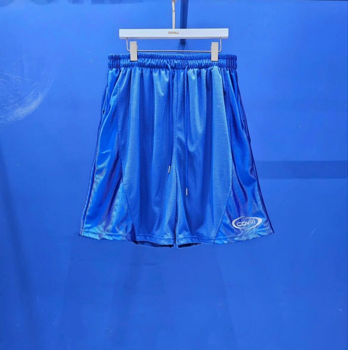 英文字圖案短褲 COVILL-115P