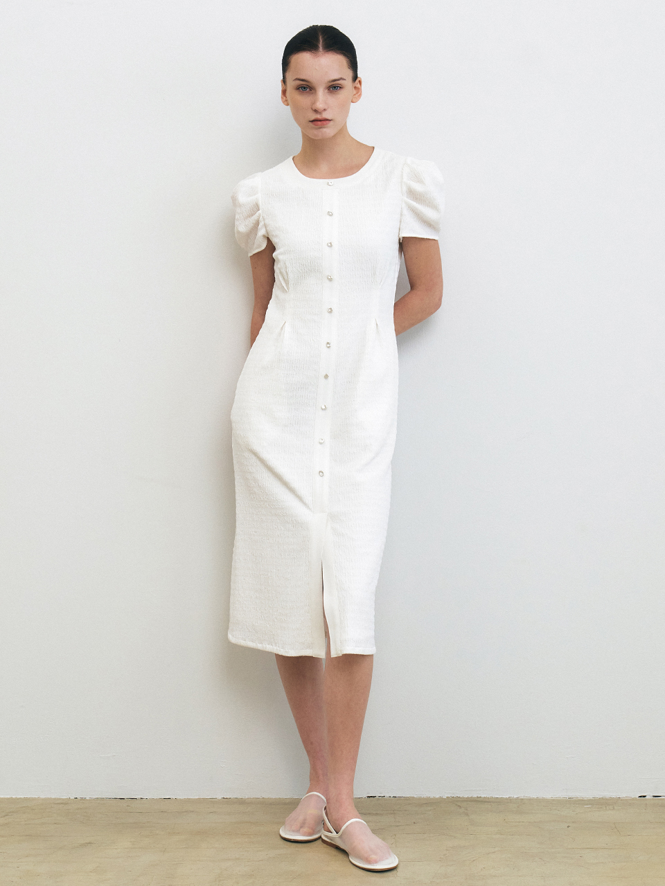 金屬扣澎袖洋裝