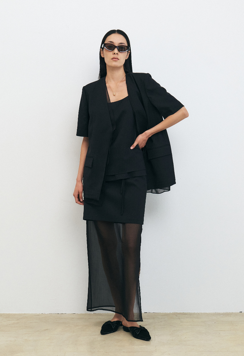 亞麻透膚分層外套