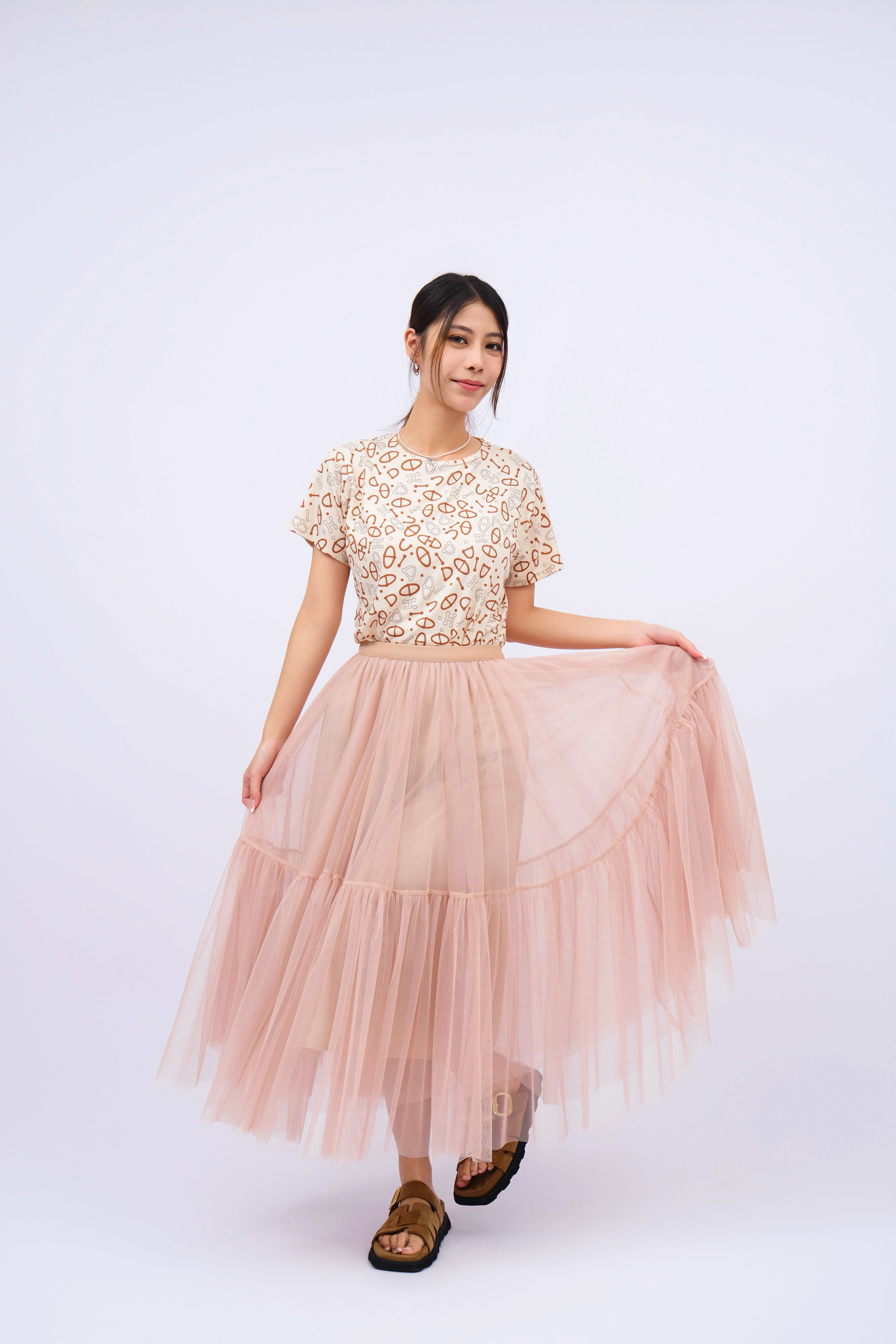 造型 1099（上衣＋半截裙）