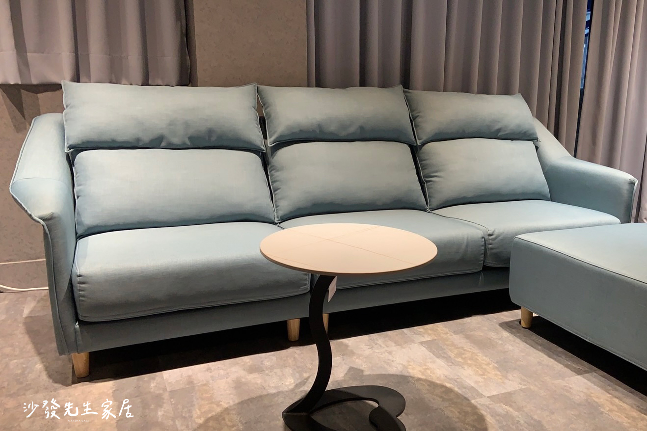 使用內含奈米玉石粉的涼感布,比一般布料更舒適且更涼爽。