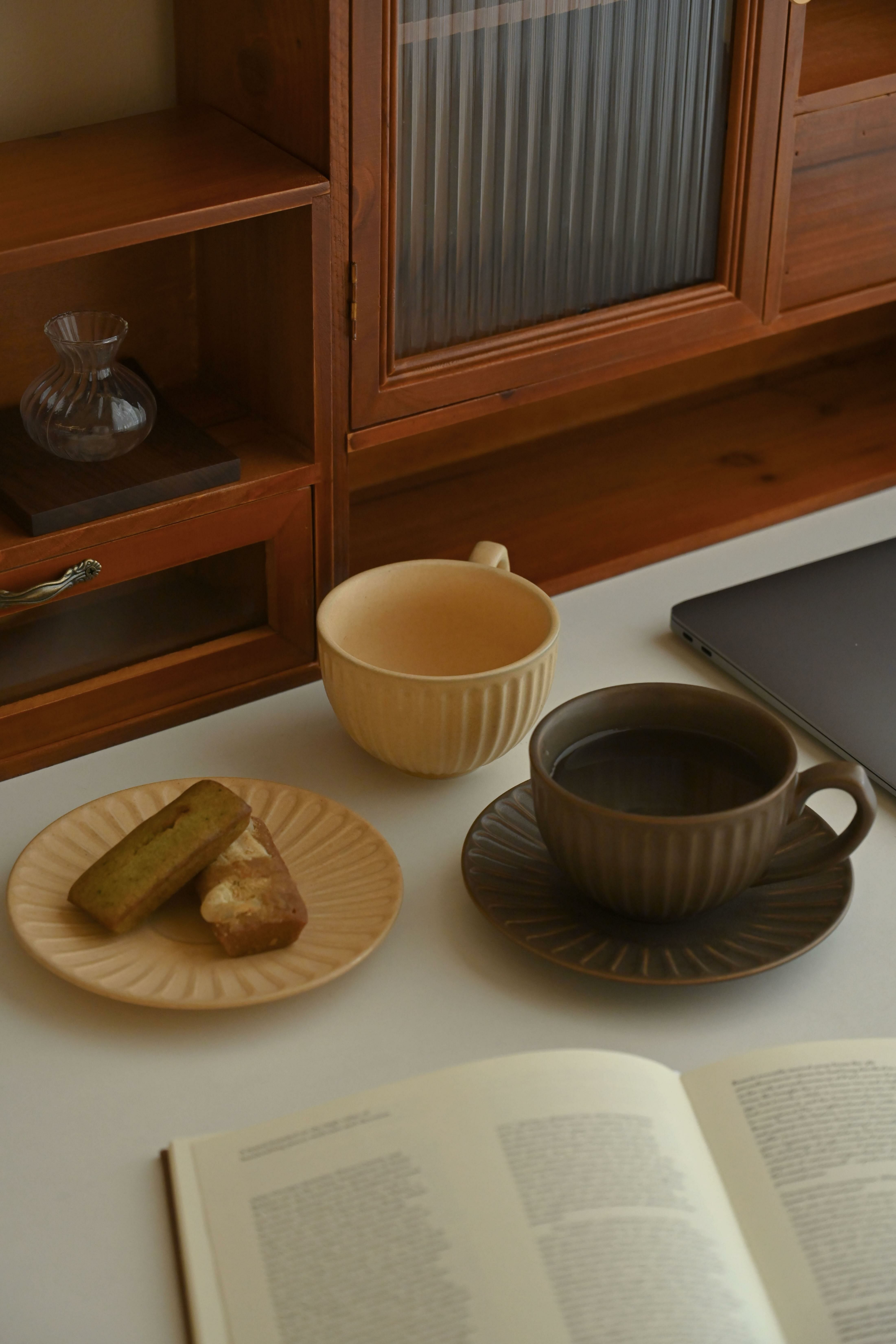 【現貨】RELIEF 浮雕波浪紋馬克杯碟 300ML LF01