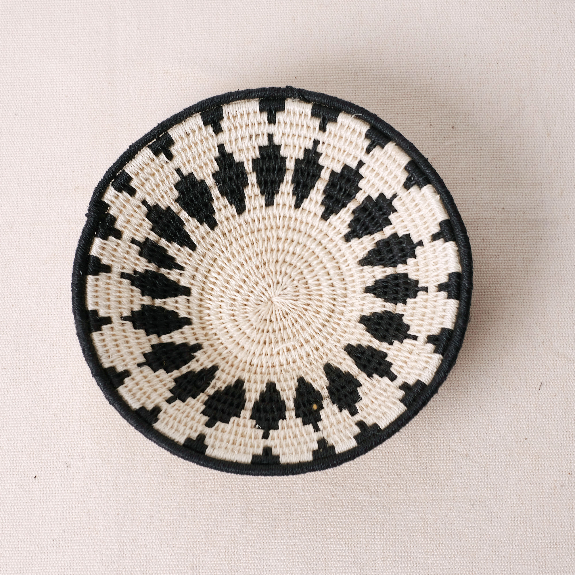 龍舌蘭編織盤｜編號 41- 小｜史瓦帝尼