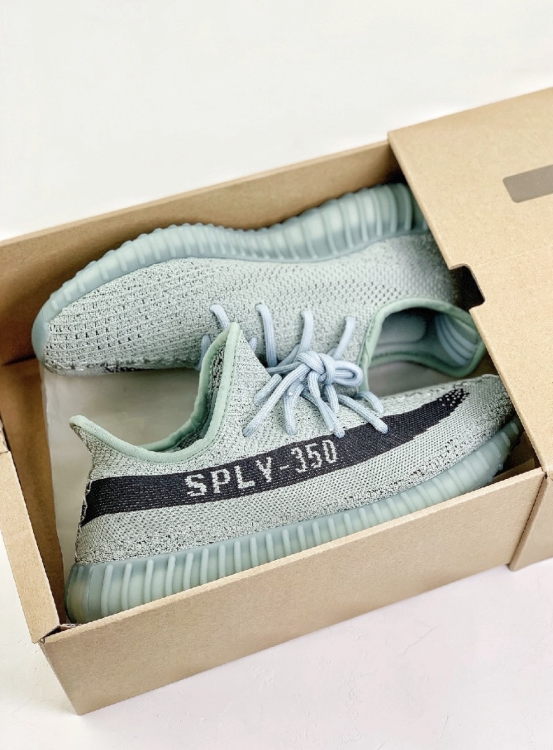 Adidas Yeezy Boost 350 V2 鹽灰色