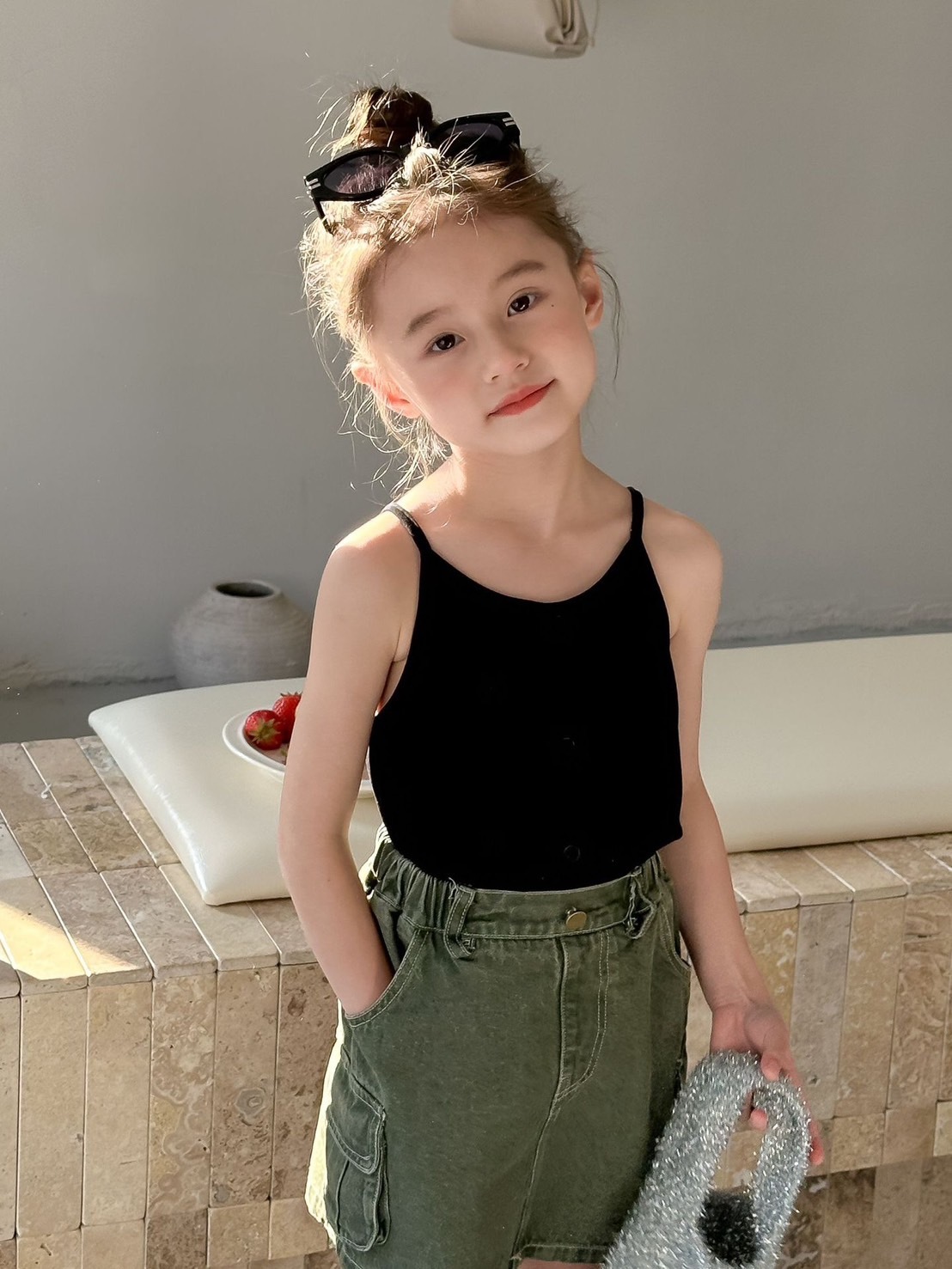 夏季必備黑色背心