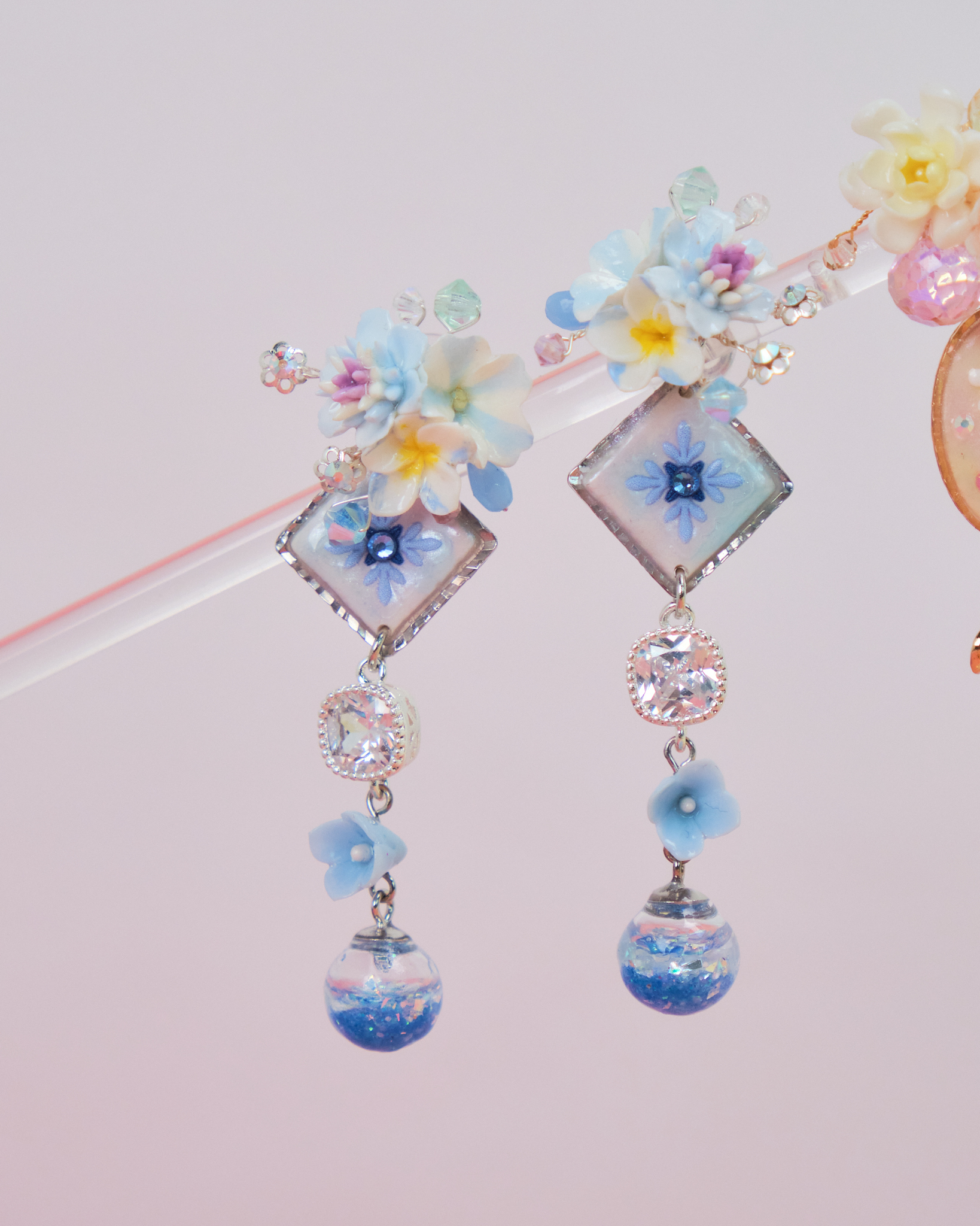 10947 Flower Tiles S925 2-Way Short Earrings