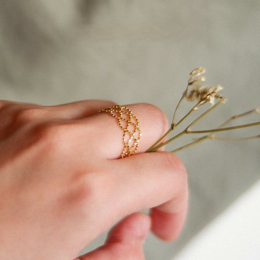 【me.luxe】K18大菱格蕾絲鍊戒(0.8)