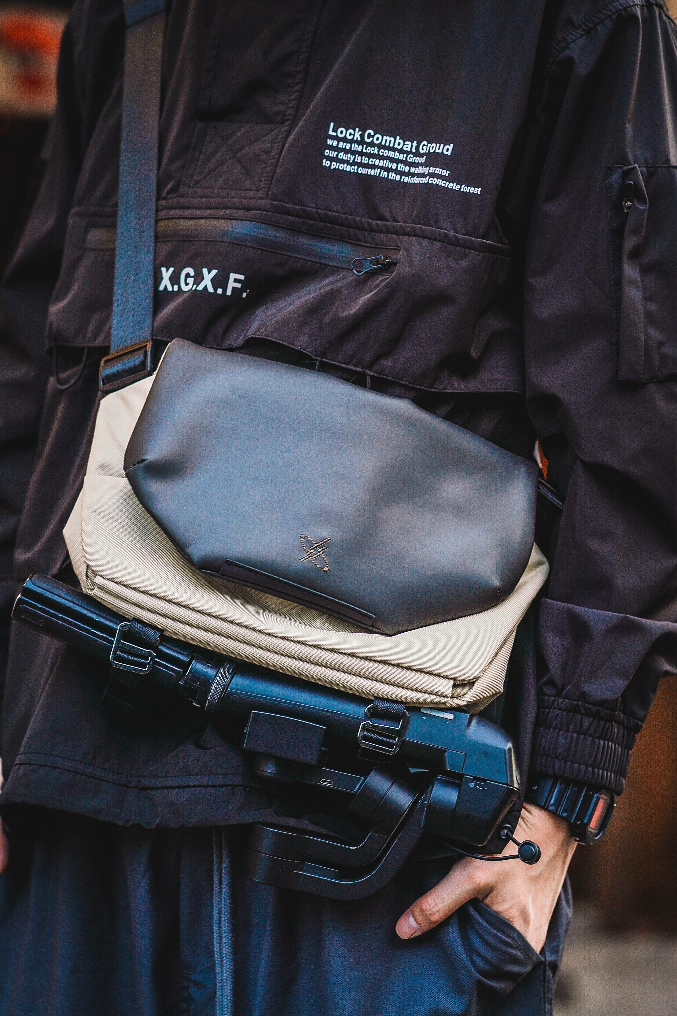 GYXX - Nebula 斜揹袋