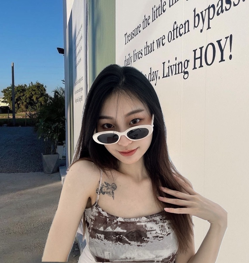 橢圓貓眼膠框墨鏡/三色