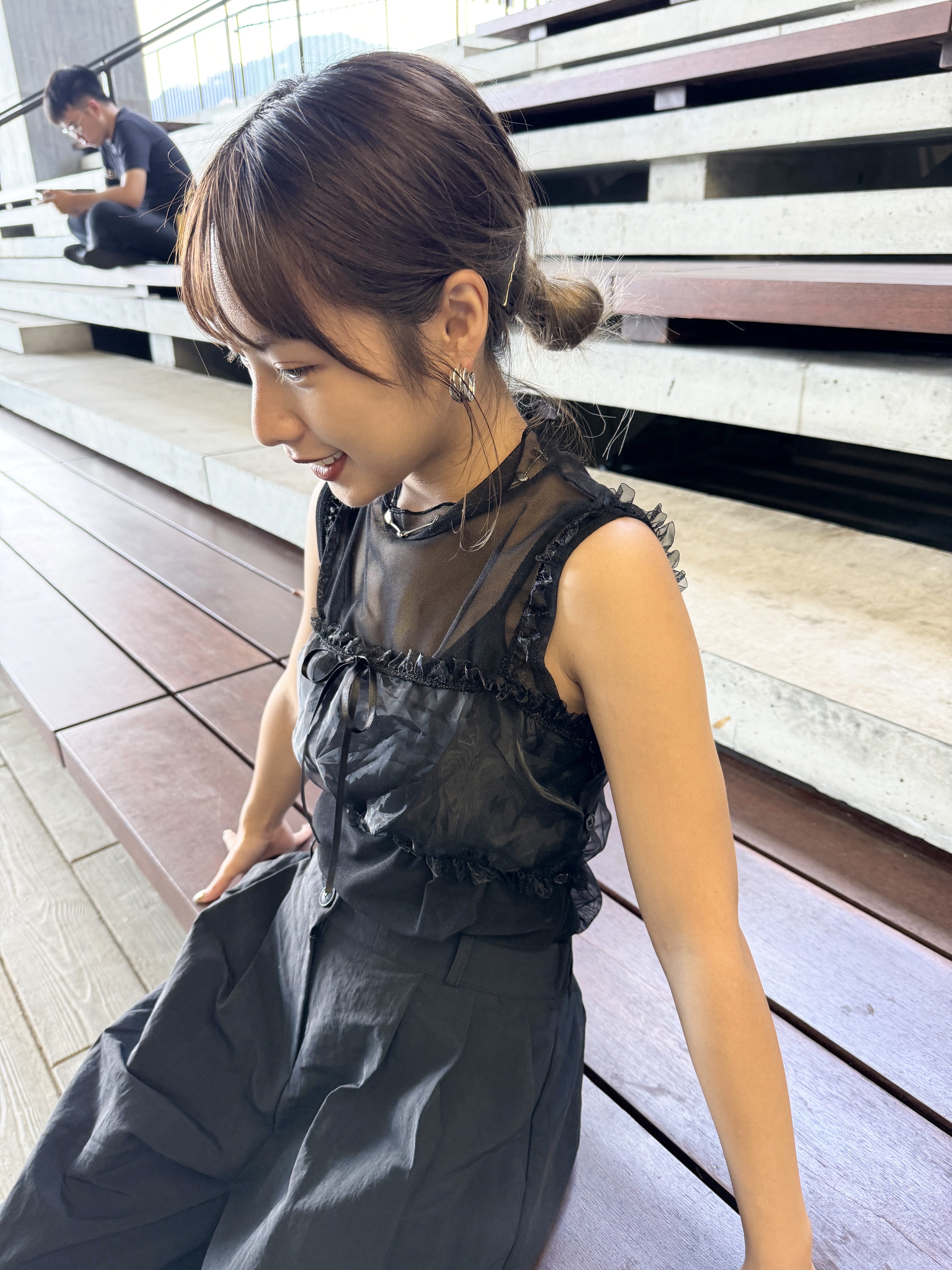 Ruffle短款透明小外搭