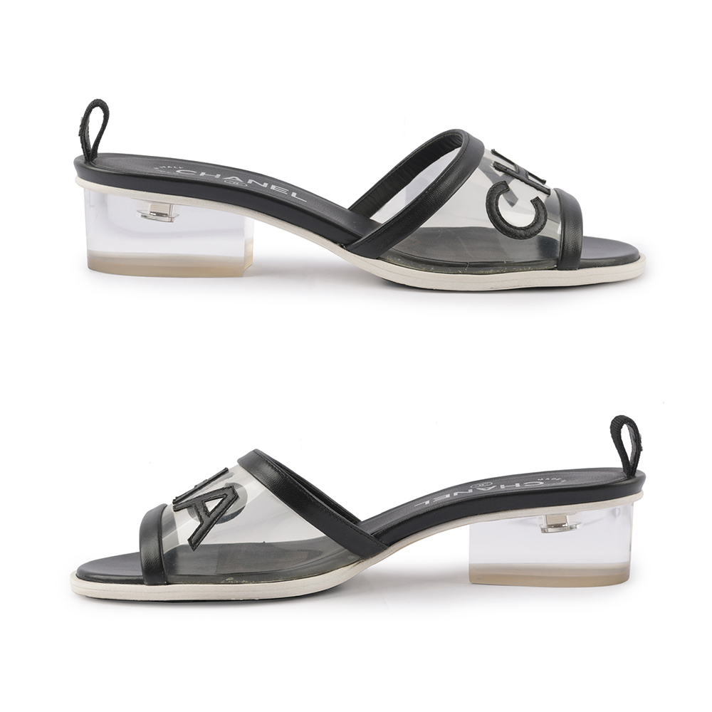 【CHANEL】小羊皮Logo 透明果凍低跟涼鞋/穆勒鞋(黑色) 37.5 CH51040017