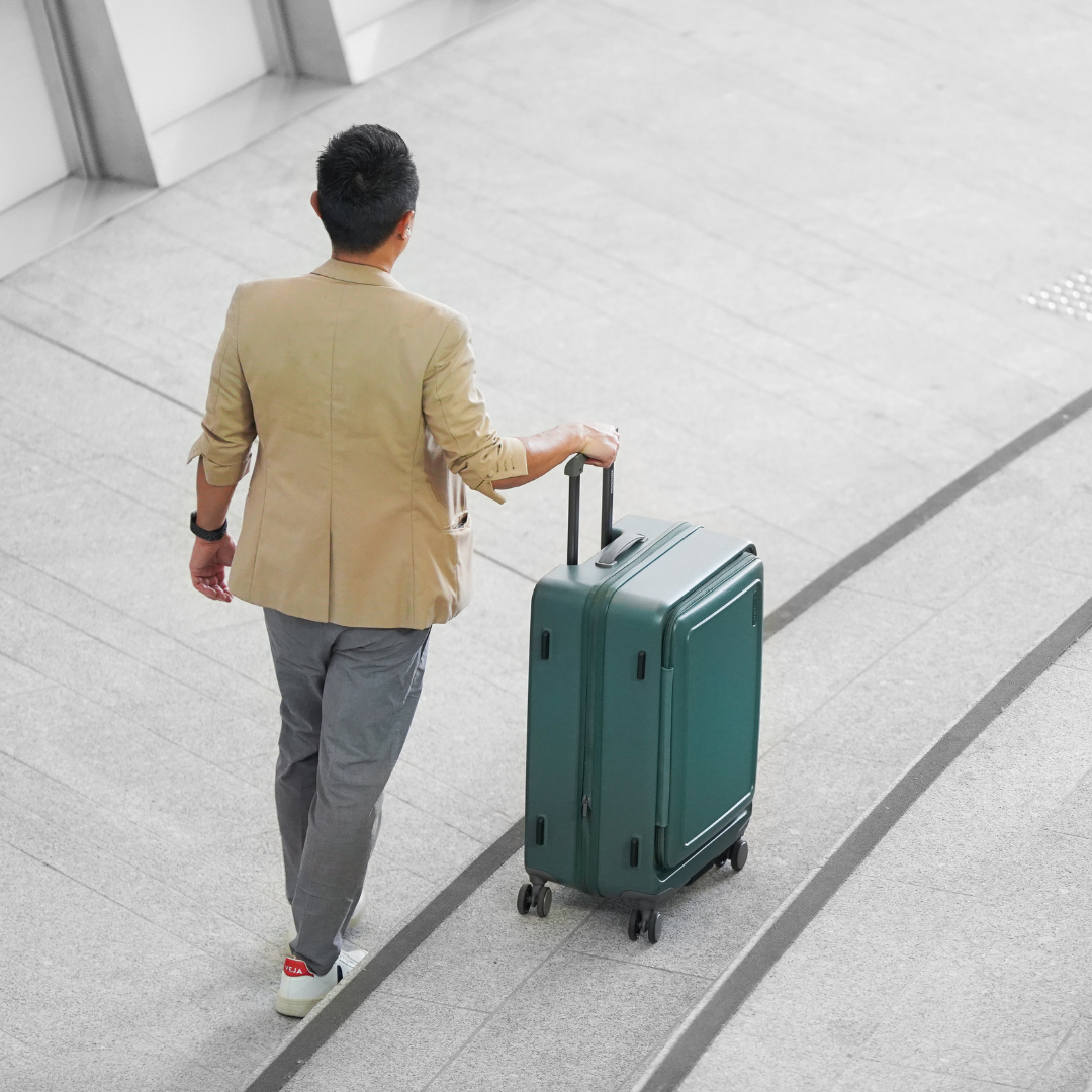 URBANITE | 72L 26" Expandable 4 wheels TSA Lock Top Flip Suitcase - Smoky Olive