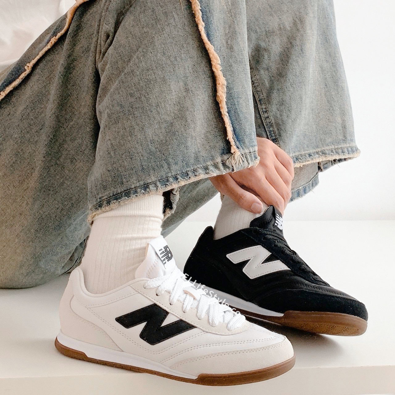NEW BALANCE NB RC42 復古 焦糖底 白色 URC42LA 黑色 URC42LB 男女鞋 / 預購