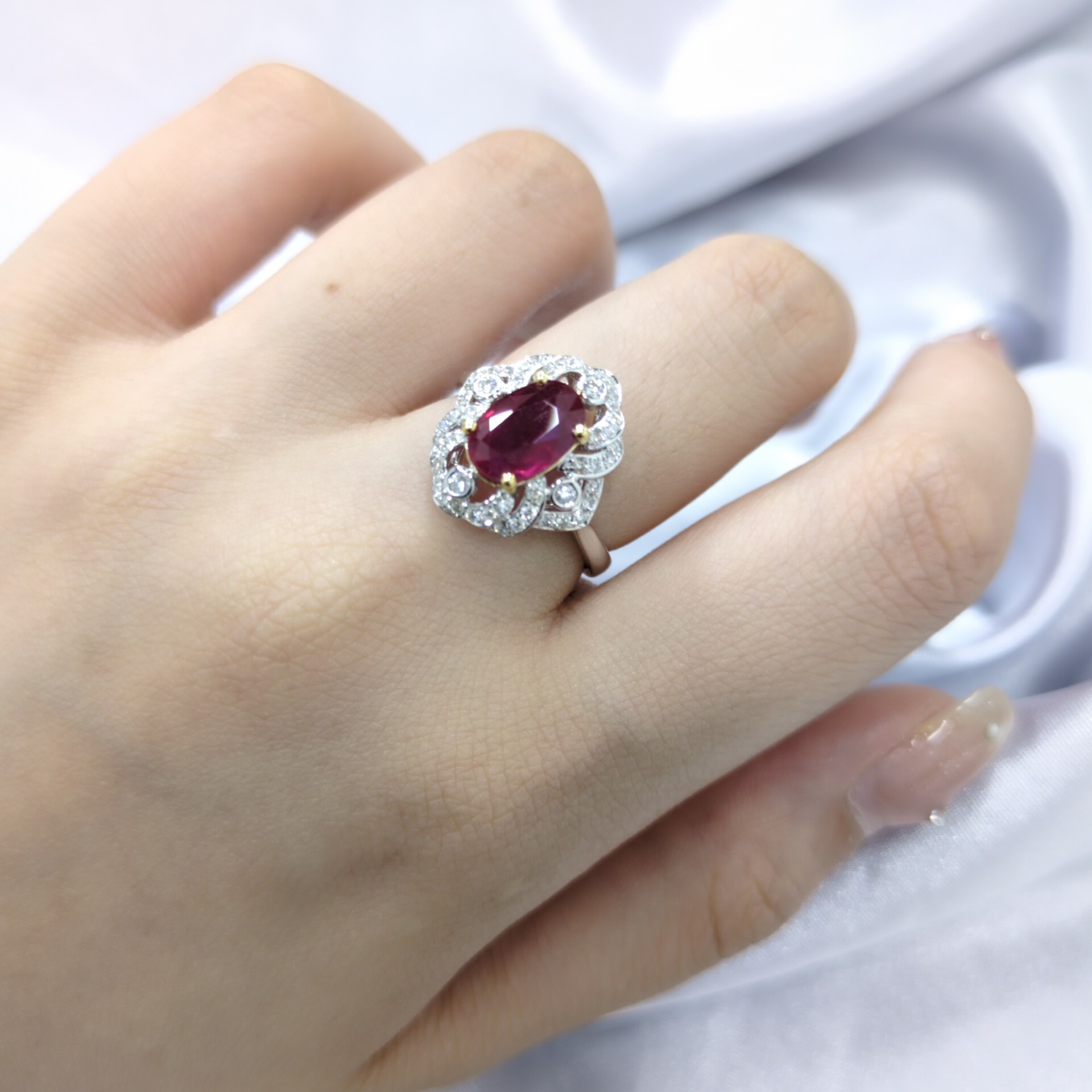 18K Gold 2.07ct Ruby and Diamond Ring