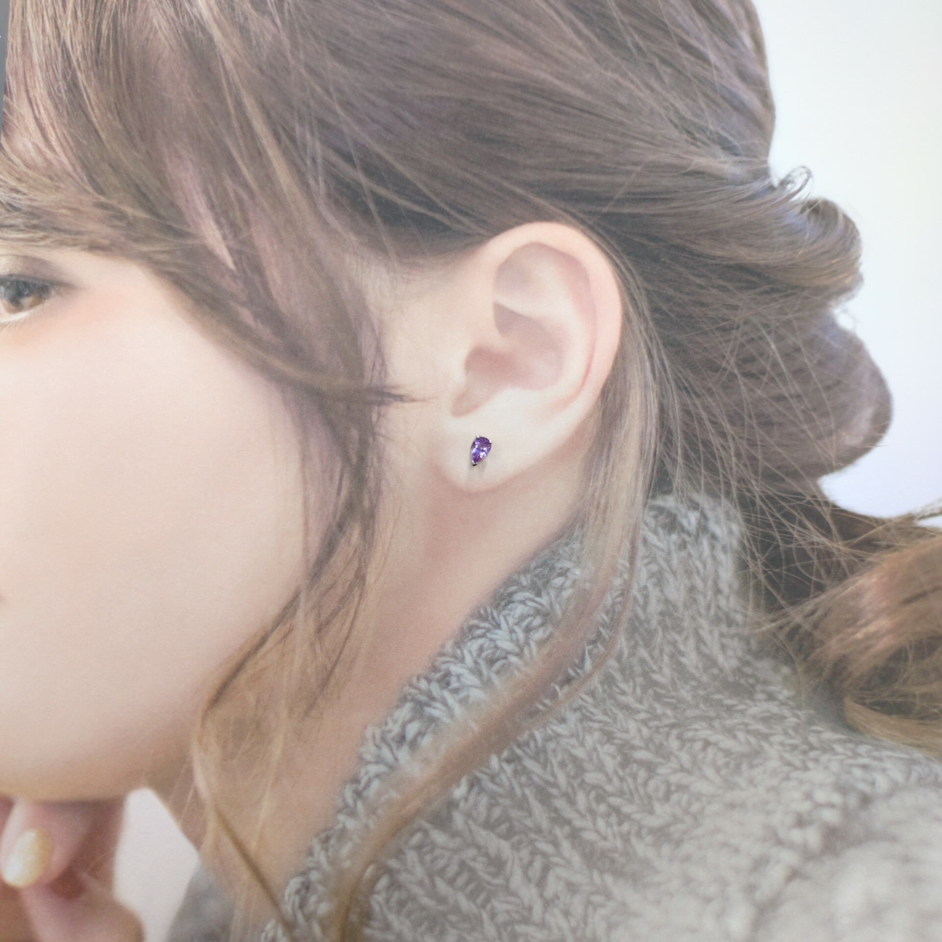 全新18K白金【主石77份粉紅藍寶】耳環