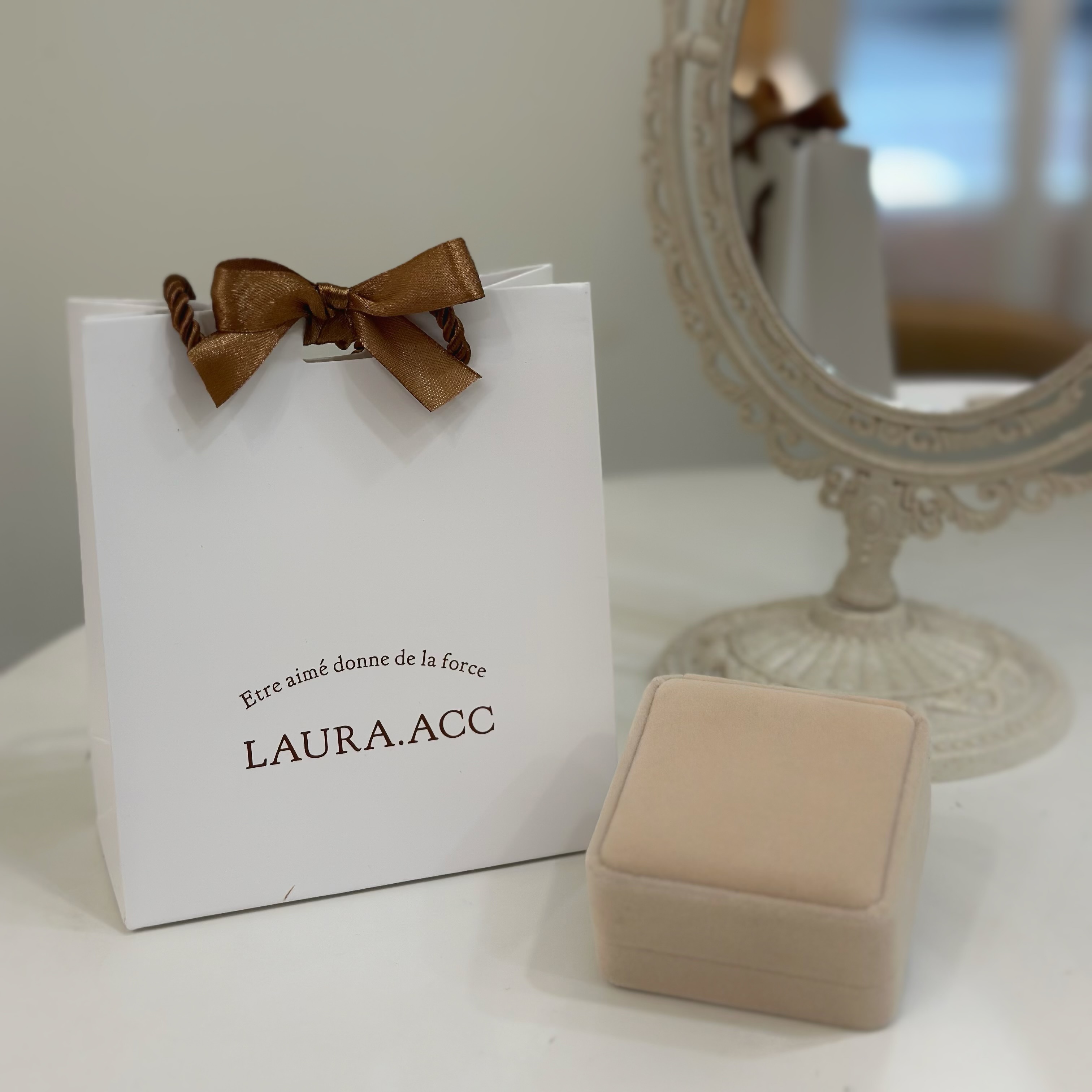 絨布禮盒（絨布盒、緞帶、紙袋）