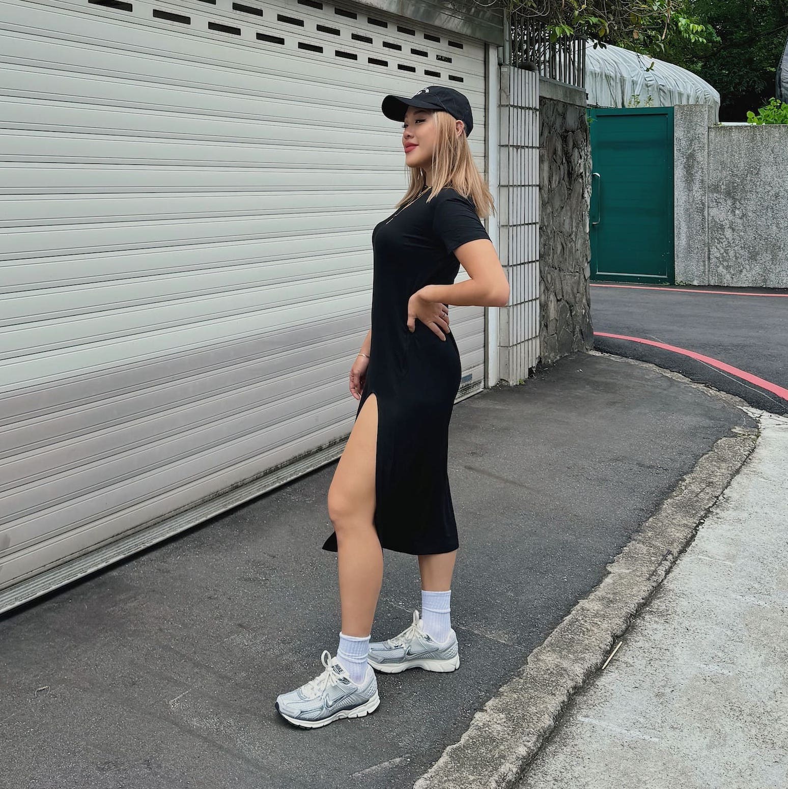 美式修身開衩洋裝