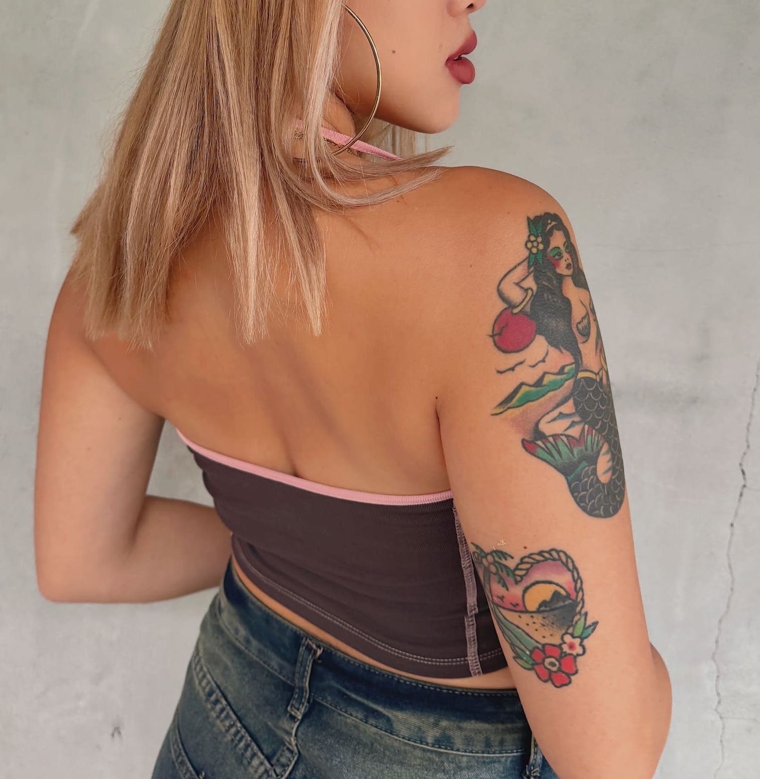 淺粉標語繞脖背心