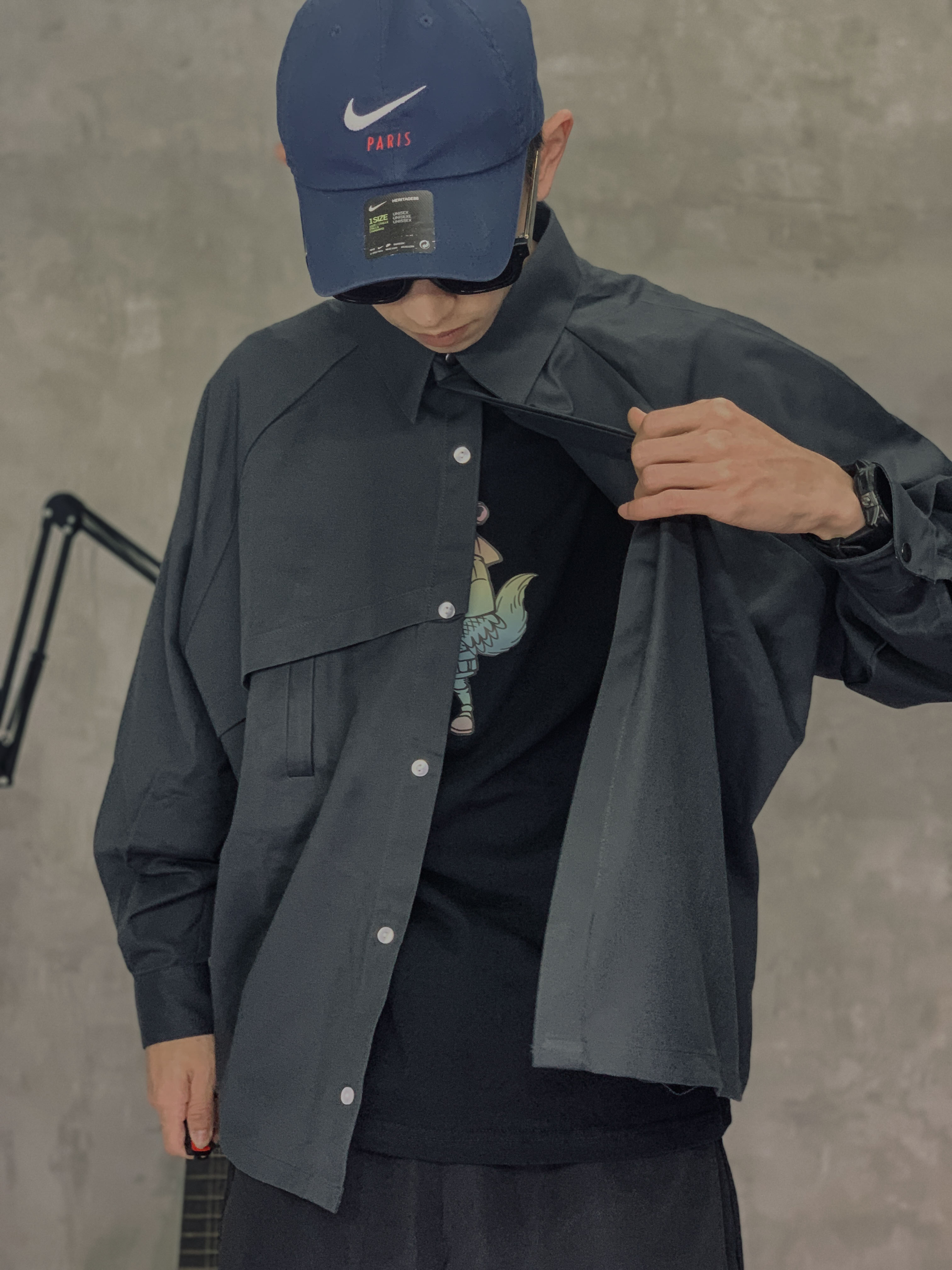 ISFN | 3XDry 3D electric embroidery Grey Montage Shirt Hidden Button 深灰色3D電繡襯衫|S-XL