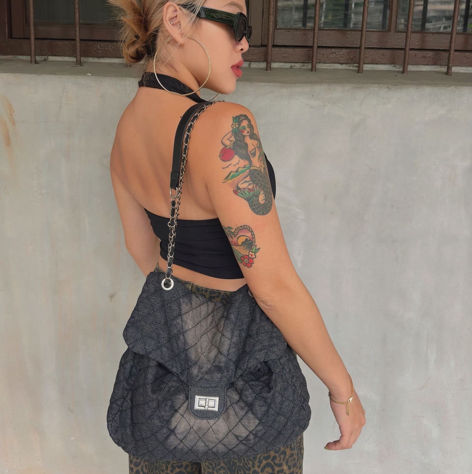 仿舊牛仔鏈條流浪包