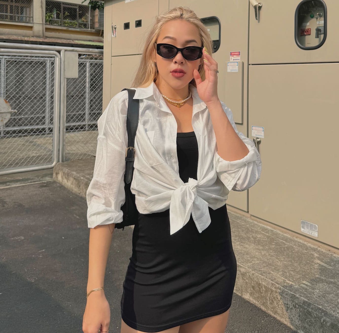 黑色橢圓復古墨鏡