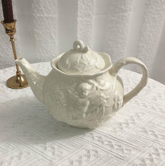 Hot Recommended Retro Palace Style Ceramic Pot (Beige Angel)