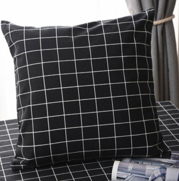 New simple sofa pillow [black plaid (pillowcase + pillow core)] [Specification: 45*45cm]
