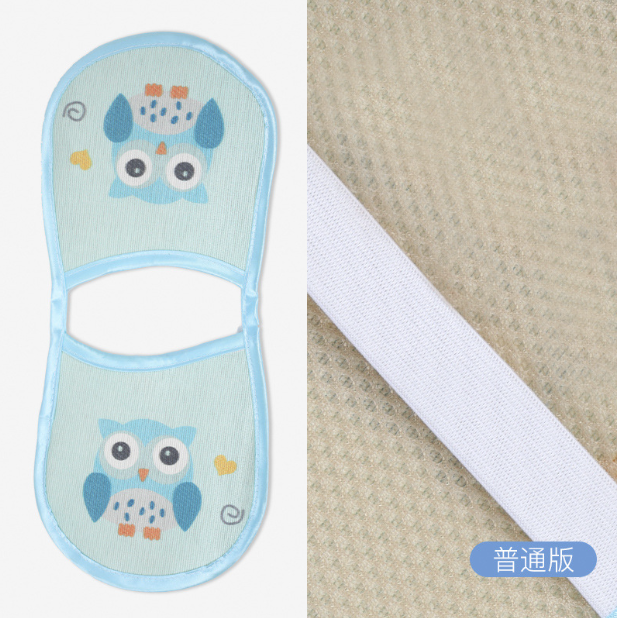 Popular hand pillow mat ice silk breathable baby arm mat (printed blue random) (size: 15cm*34cm)