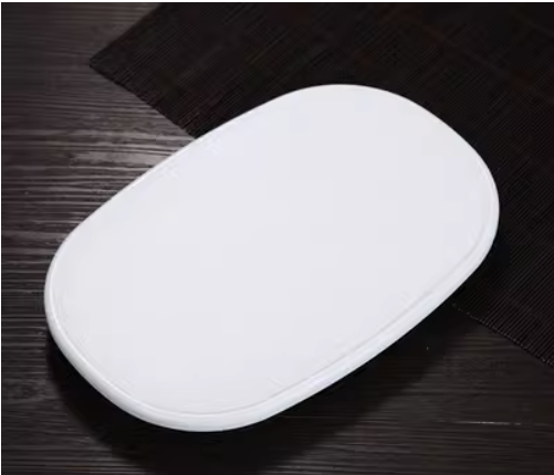 Popular oval ice tray (specifications: medium-large) (please contact customer service to confirm the delivery size after placing an order)