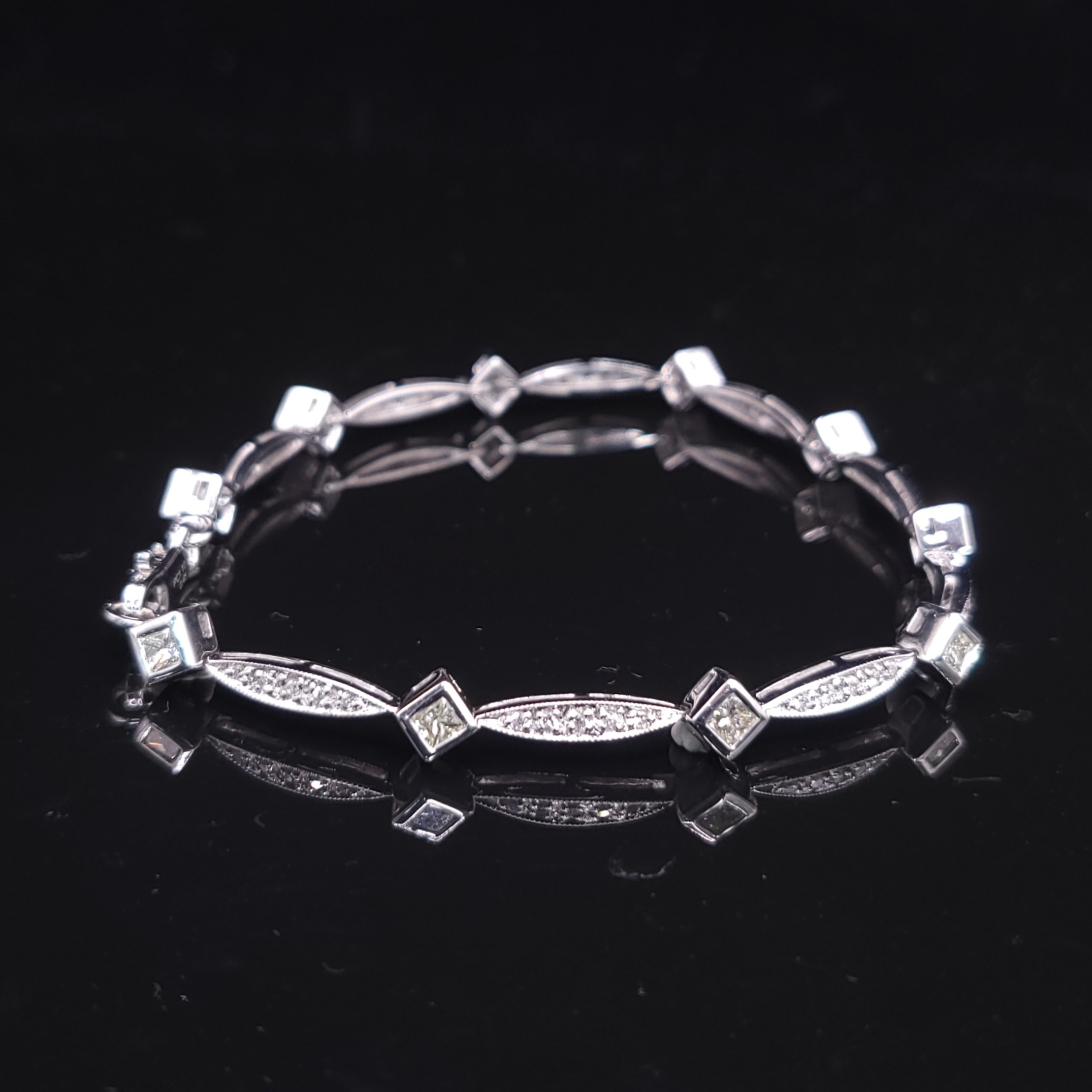 全新18K白金1卡55份方形鑽石手鍊