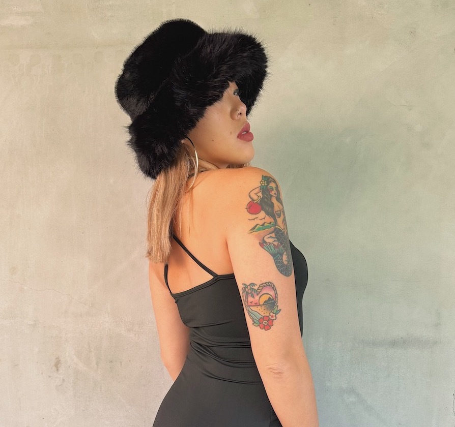 黑色毛毛漁夫帽