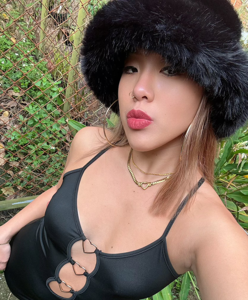 黑色毛毛漁夫帽